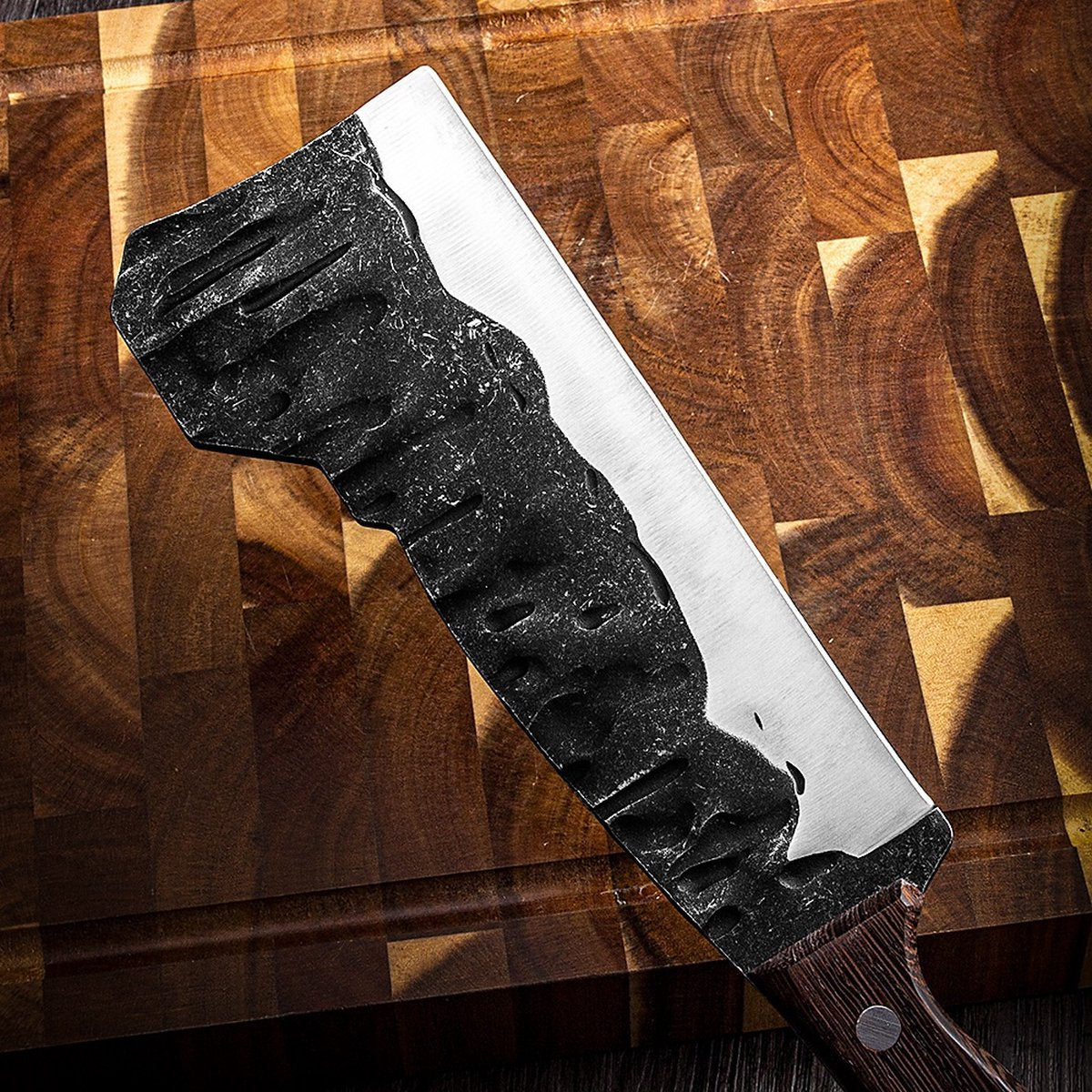 T&M Knives® – Kochmesser aus gehämmertem Stahl