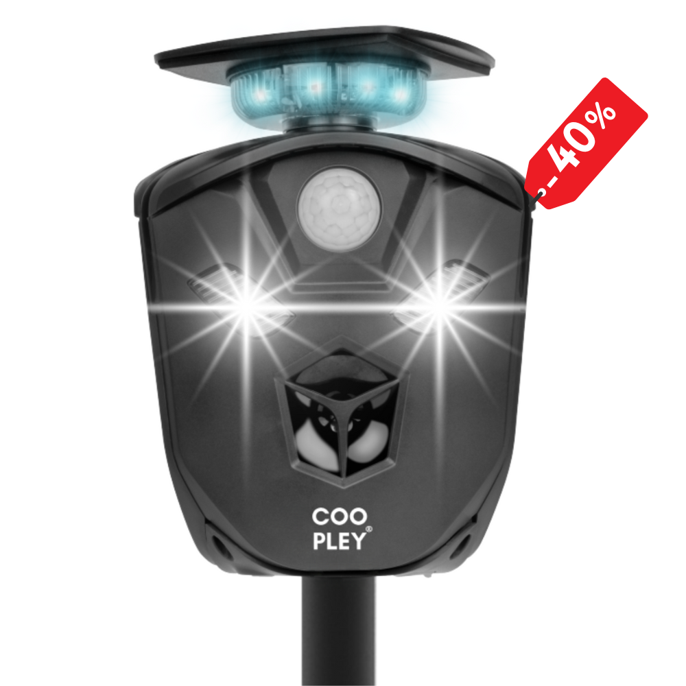 Ultrasone Kattenverjager en Mollenverjager  Op Zonne-energie